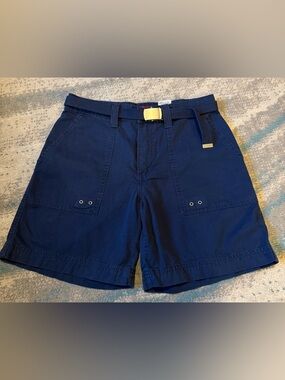 Levi's Size 8 Navy Blue Cotton Shorts with Web Belt